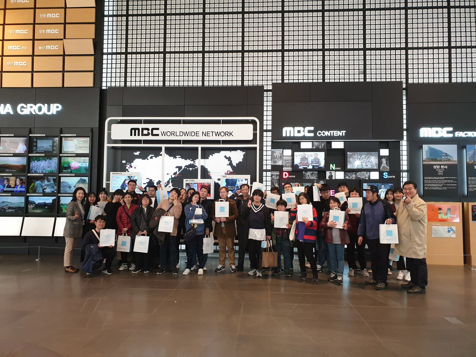 사회적응훈련 MBC WORLD 사회적응훈련 MBC WORLD
