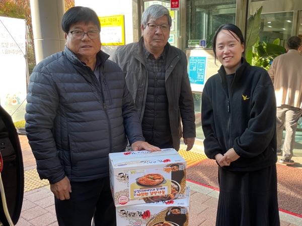 관련 사진