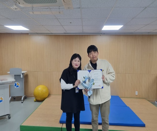 관련 사진